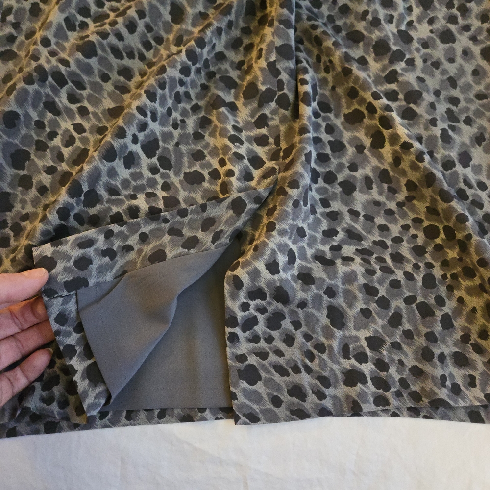 Ann Taylor Silk Black Grey Abstract Leopard Print Midi Sheath Dress CW3 - Picture 10 of 10